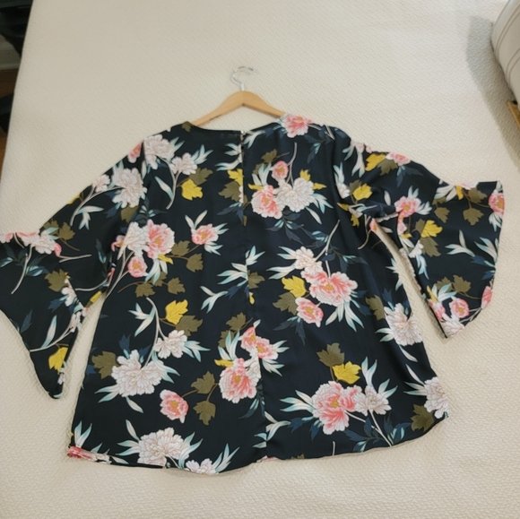 C est. 1946 Floral Black Blouse With Statement Sleeves Size 18 / 20 Ruffle - Picture 6 of 15